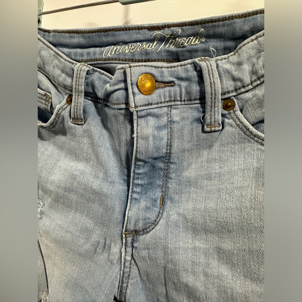 ⭐️SOLD⭐️Universal Thread Distressed Skinny Jeans - Picture 8 of 8